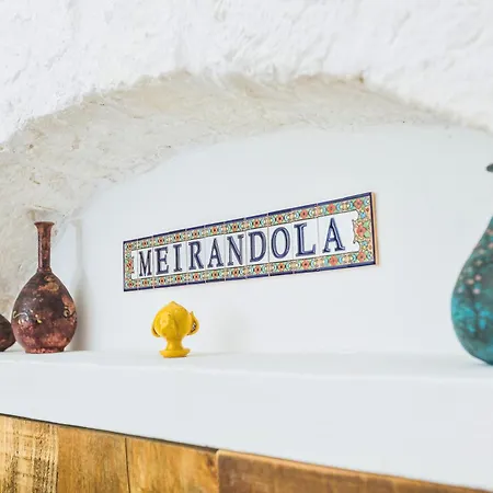 Meirandola أوستوني